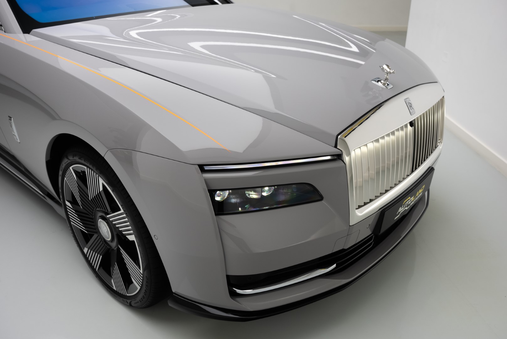 2025 ROLLS ROYCE SPECTRE | HIGH SPEC | BESPOKE SOUND SYSTEM| STARLIGHT DOORS